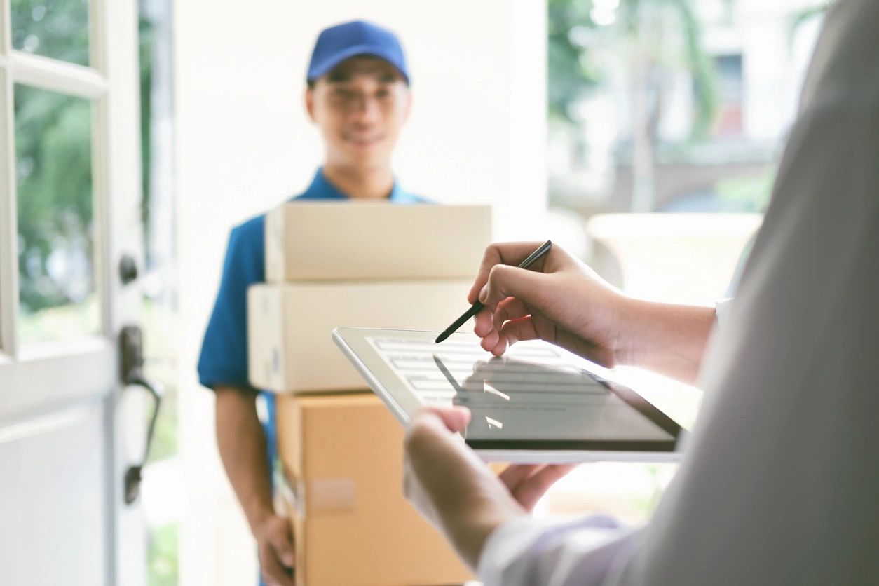 Same-Day Delivery: 7 Essential Tips for Smooth Operations