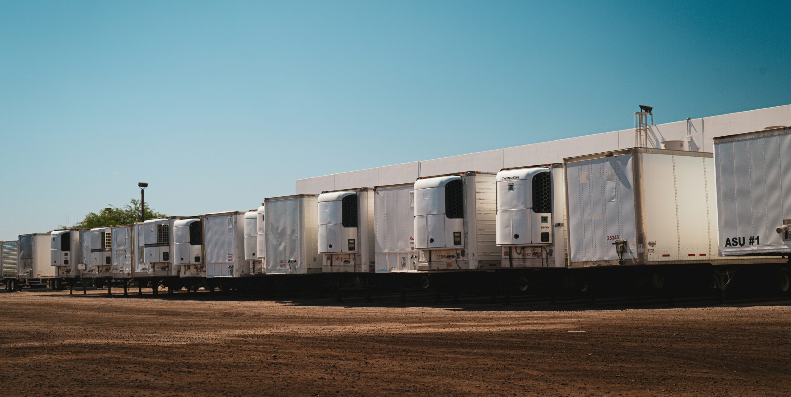 Rolls Right Trucking refrigerated trailer fleet in Western Canada